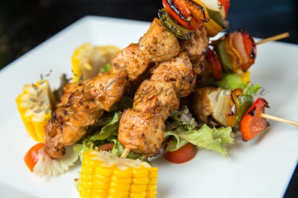 Food photography in Singapore – High-quality images for menus and marketing, with rates starting at $114 per photo or custom packages available